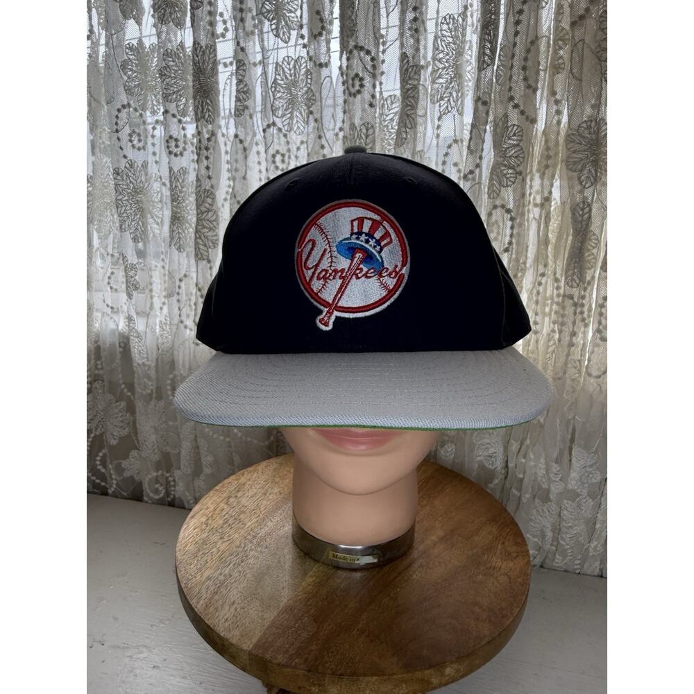 New York Yankees NIKE Cooperstown True Performance Fitted Hat Cap - Size 7 3/4